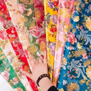 COSPLAY HEAVEN Embroidery fabrics Blumen Imitation Silk damast stoffe brokat jacquard muster nähen material für cheongsam kimono von DIY stoff für kleid